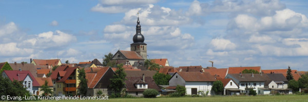 Panorama von Lonnerstadt mit der Pfarrkirche St. Oswald